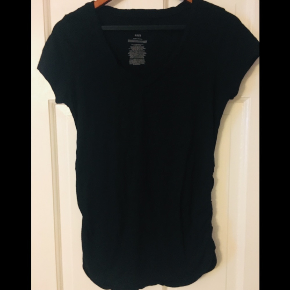 Old navy maternity tee